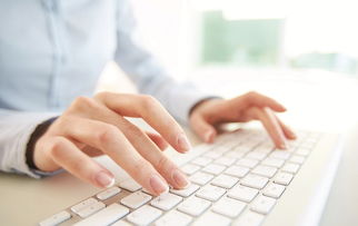 暑期促銷熱 商家偏愛“組合牌”，互聯網信息服務成新焦點